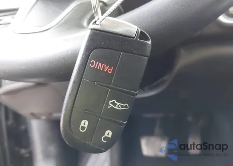 2015 Chrysler 200 Limited z USA, uszkodzony, nr VIN 1C3CCCAB4FN749423